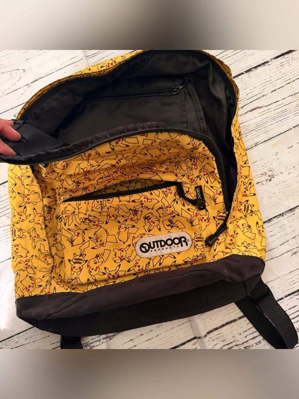 N/A stylish yellow